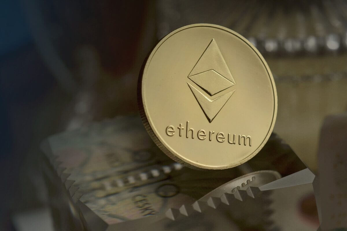 Crypto Update: Ethereum returns to support after a horror day